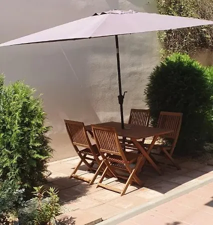 Daire Apartament Moncheri *